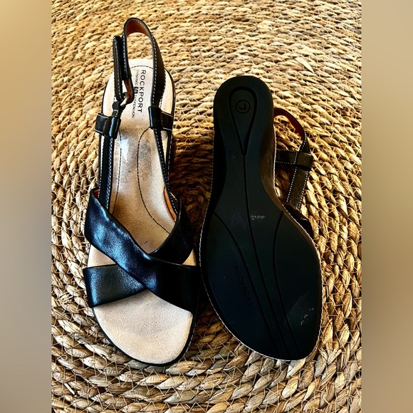 Rockport slingback wedges. Black leather. Size US 8 - Picture 2 of 3